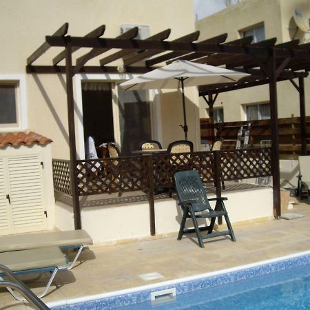 Frangipani Villa Пафос Экстерьер фото