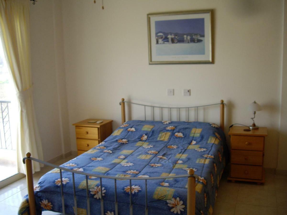 Frangipani Villa Пафос Экстерьер фото